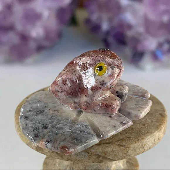 Miniature Frog Stone Carving Mini Toad Figurine Steatite Soapstone Animal 2" - Picture 3 of 8